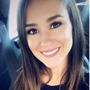 Meet your Posher, Megan